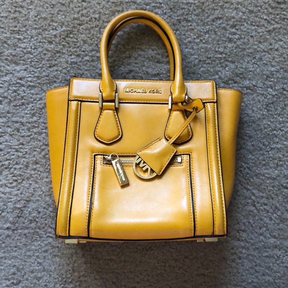 Micheal Kors Mini Handbag